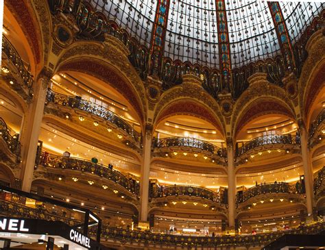 galeries lafayette store.